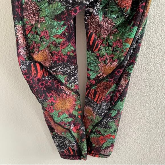 Lululemon Time to Sweat Crop Zen Garden Athleisure Workout Activewear 4 - Picture 13 of 15